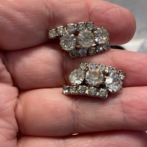 Vintage screw on earrings. Very art deco.